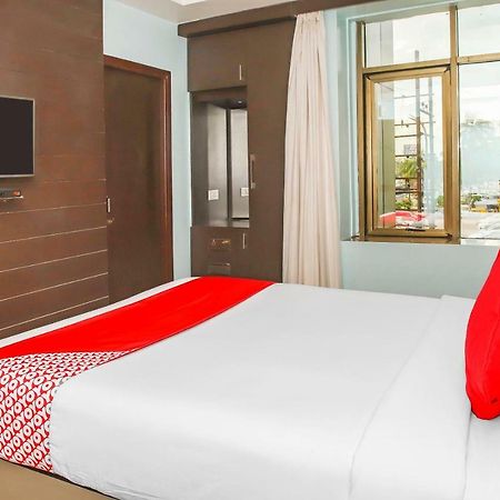 Oyo 3811 Geetanjali Regency Hotell Kolkata Eksteriør bilde