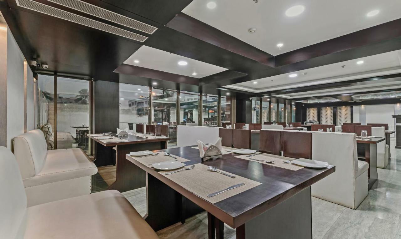 Oyo 3811 Geetanjali Regency Hotell Kolkata Eksteriør bilde