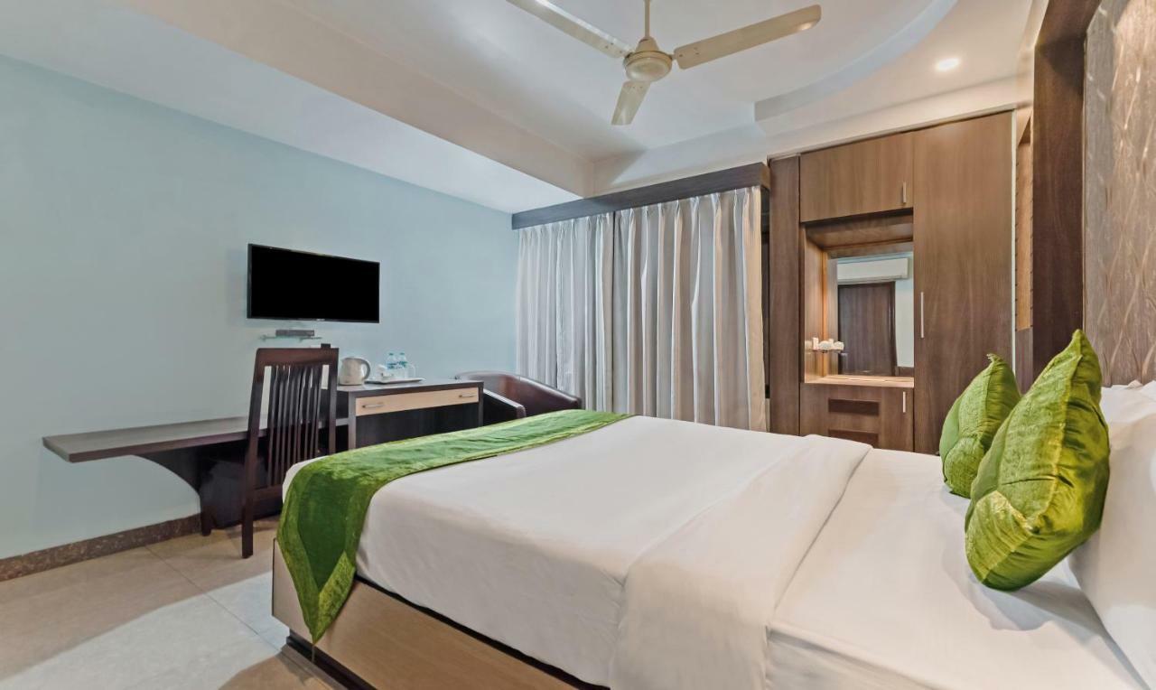 Oyo 3811 Geetanjali Regency Hotell Kolkata Eksteriør bilde