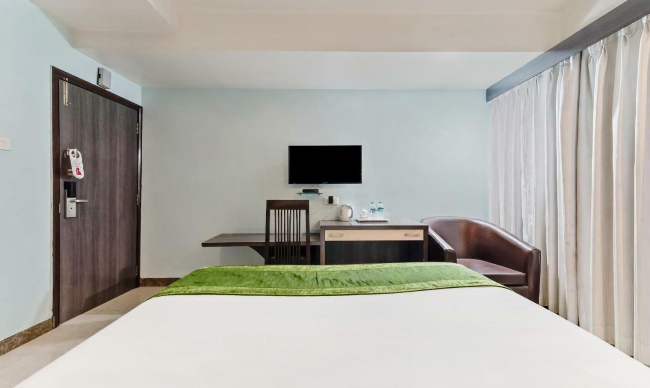 Oyo 3811 Geetanjali Regency Hotell Kolkata Eksteriør bilde
