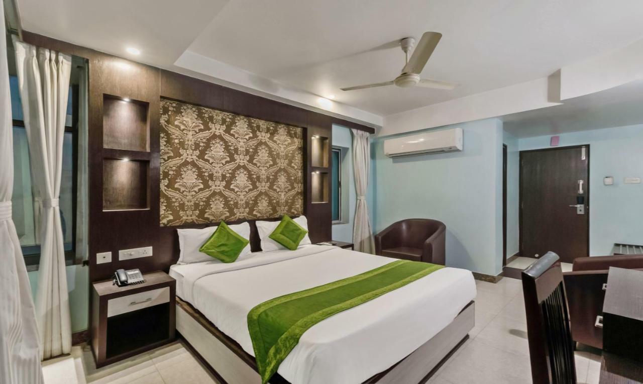 Oyo 3811 Geetanjali Regency Hotell Kolkata Eksteriør bilde